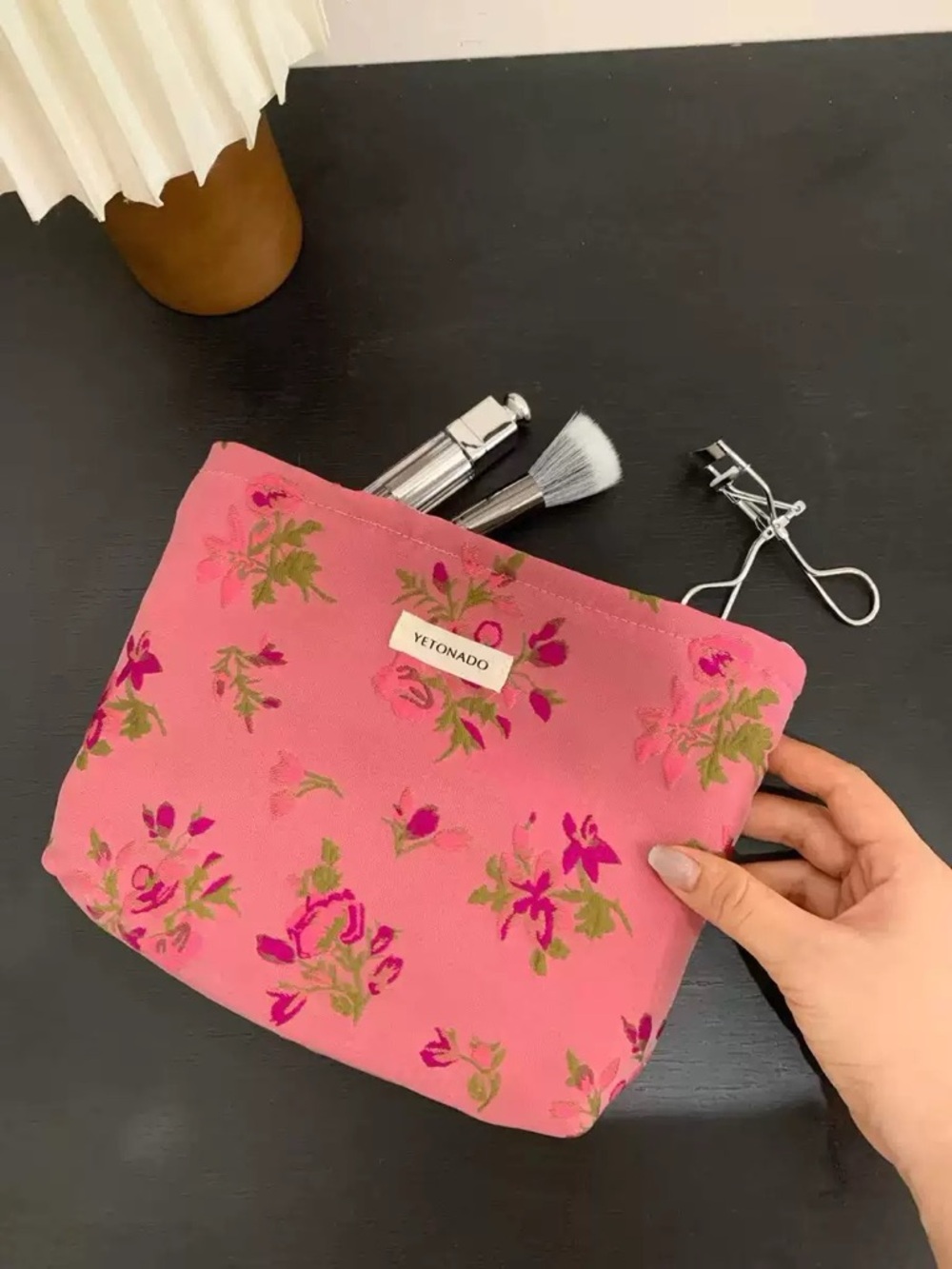 Vetonado Pink Floral Cosmetic Bag